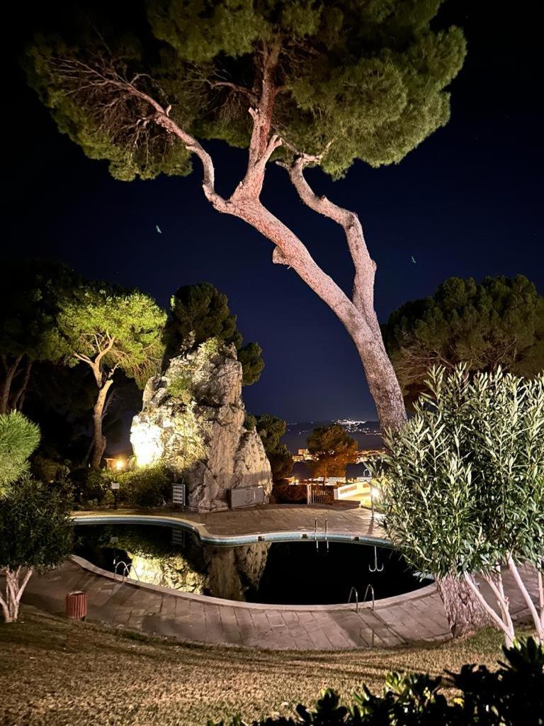 Mediterrania 98 トレリャ・デ・モングリ エクステリア 写真