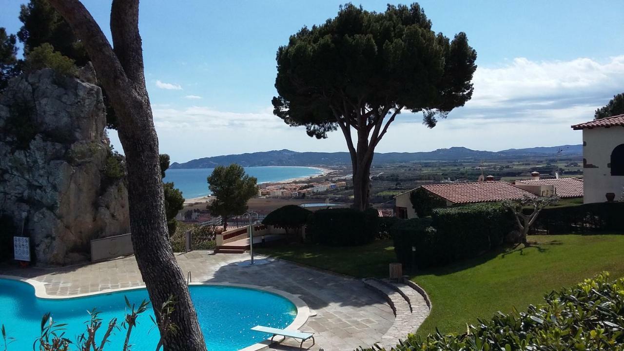 Mediterrania 98 トレリャ・デ・モングリ エクステリア 写真
